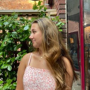 Meet your Posher, Sarah